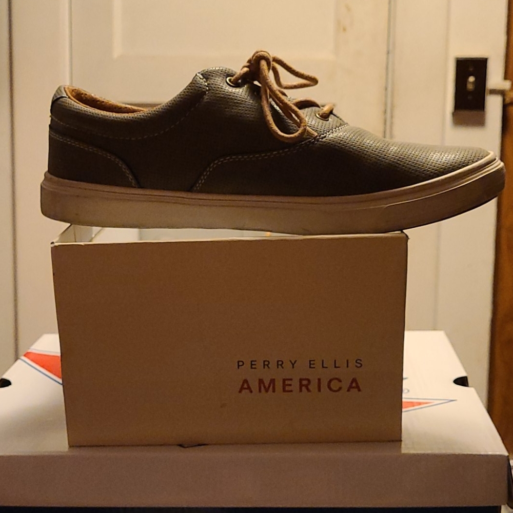 Casual Shoe